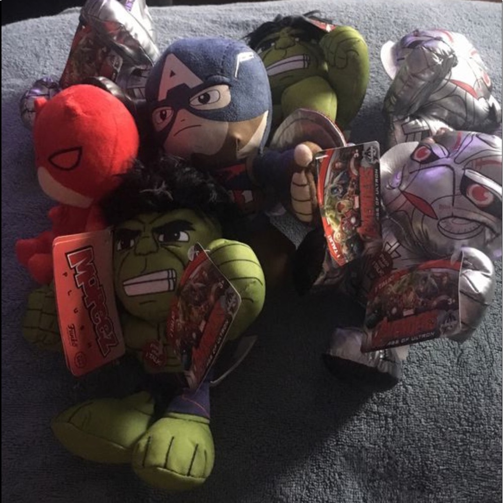 Plush toys 7 total